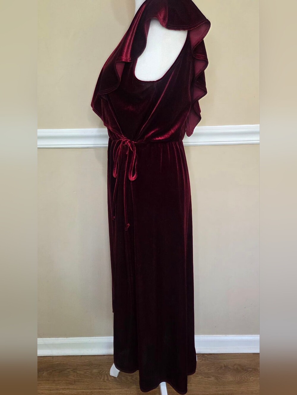 Aqua Velvet High-Low Wrap Dress in Burgundy M. - Picture 7 of 11